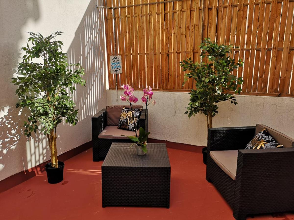 Apartahotel Casa Batito L'Hospitalet de Llobregat Eksteriør bilde