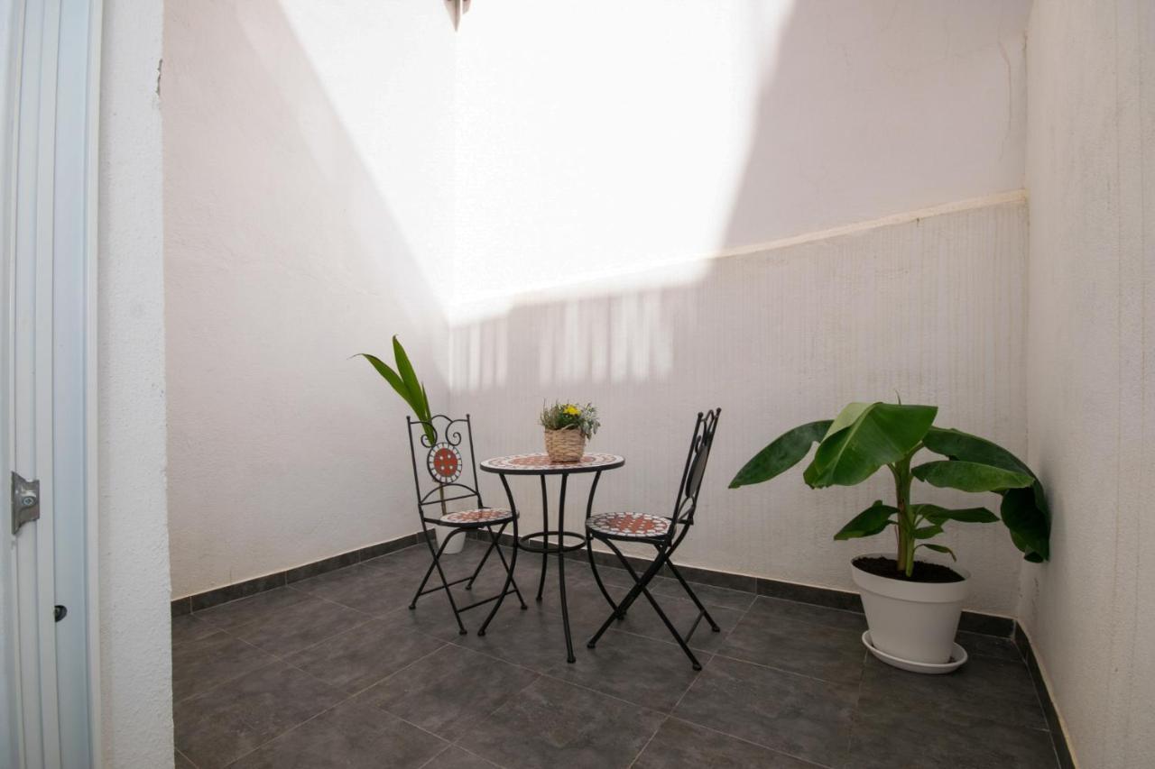 Apartahotel Casa Batito L'Hospitalet de Llobregat Eksteriør bilde