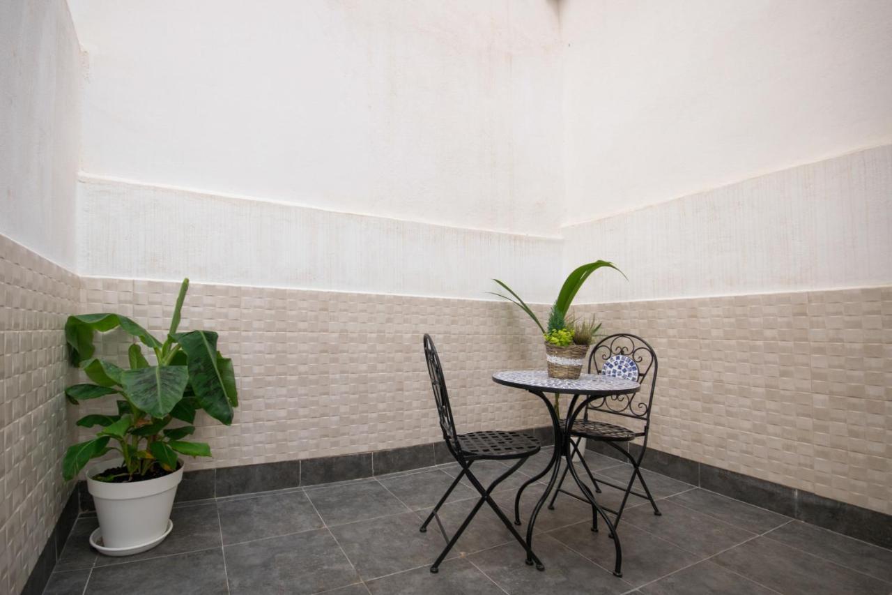 Apartahotel Casa Batito L'Hospitalet de Llobregat Eksteriør bilde
