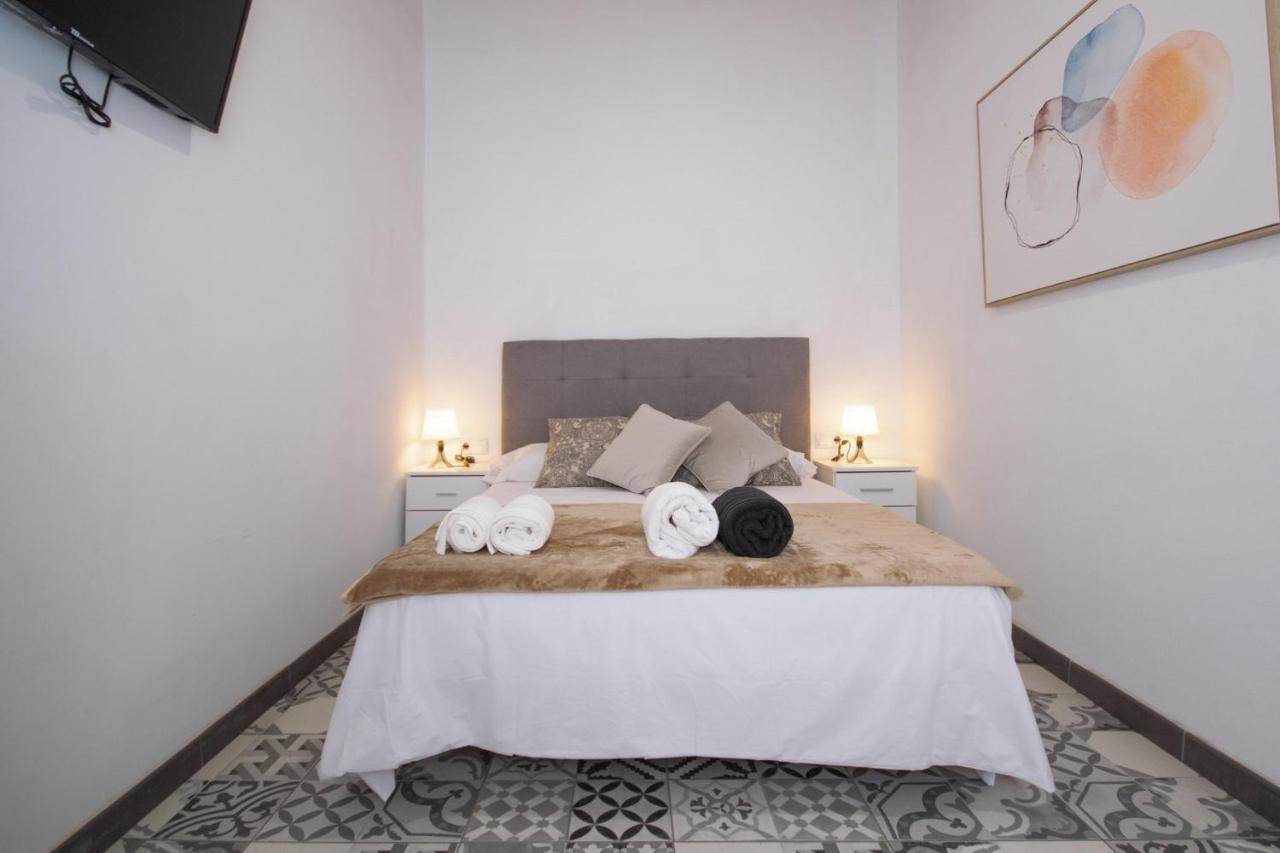 Apartahotel Casa Batito L'Hospitalet de Llobregat Eksteriør bilde
