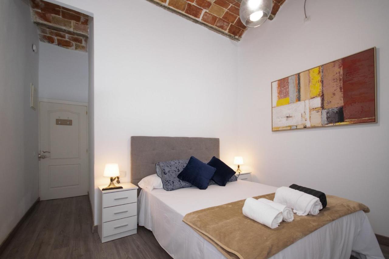 Apartahotel Casa Batito L'Hospitalet de Llobregat Eksteriør bilde